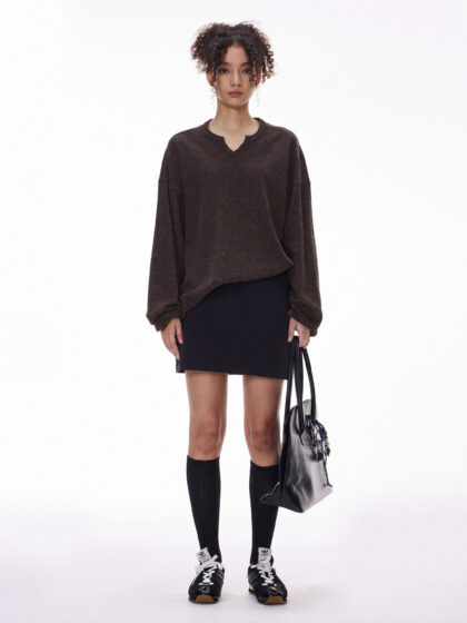 Alternative view of INF V-neck Long Sleeves